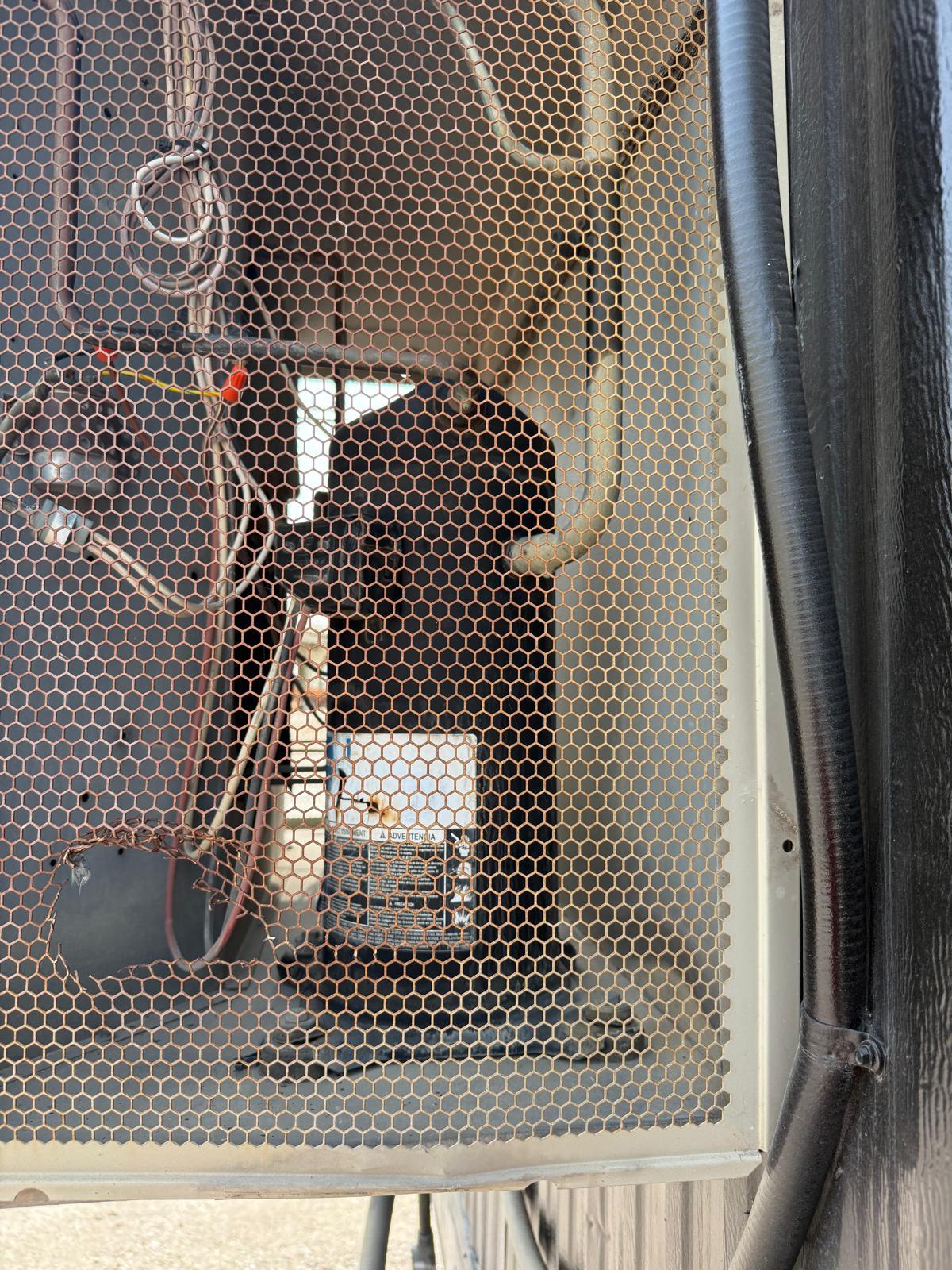 Emergency AC Repair Response Time in Rosenberg: What Commercial Property Owners Should Expect